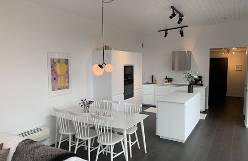 Sodvik Cottage | Modern house with stunning ocean view and heated private pool (30°)