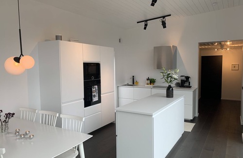 Sodvik Cottage | Modern house with stunning ocean view and heated private pool (30°)