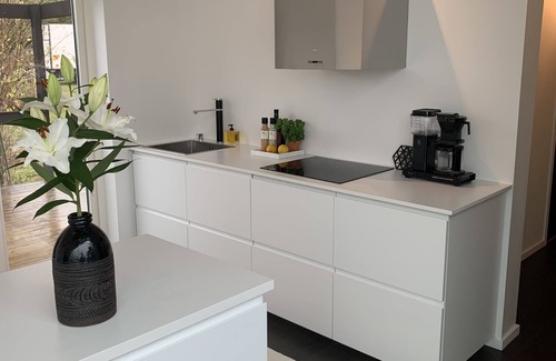 Sodvik Cottage | Modern house with stunning ocean view and heated private pool (30°)
