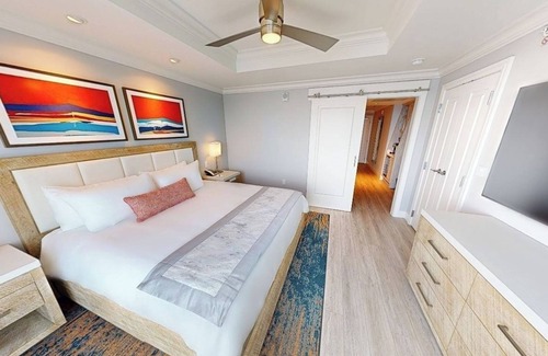 Charlotte Harbor Hotel | Modern King Studio Close to Dining, Shopping, and Waterfront Parks