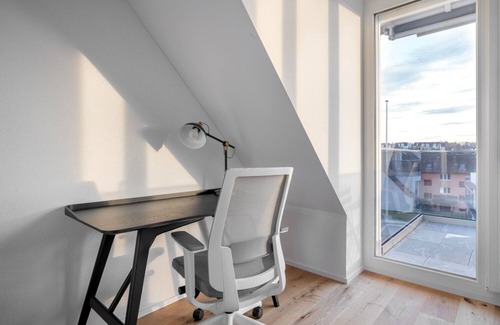 Kloten Apartment | Modern Kloten 2BR w/Laundry, nr Market, by Blueground