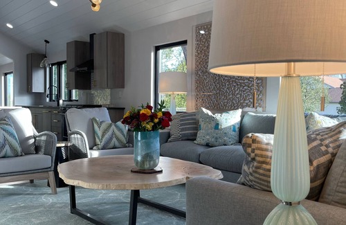 Black Wolf Cottage | Modern Lake house on Lake winnebago