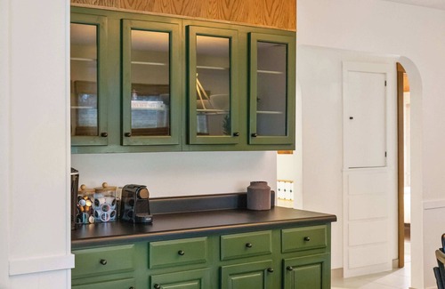 Linden House | Modern Lakehouse Hot Tub & Barrel Sauna