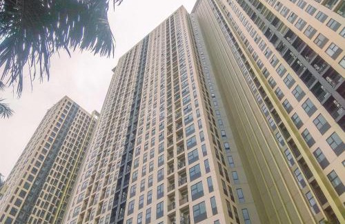 Depok Apartment | Modern Look and Comfy 2BR Transpark Cibubur Apartment By Travelio