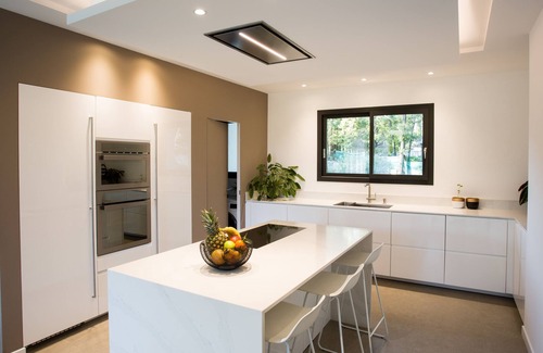 Le Collet Villa | Modern Luxury Retreat - Côte d'Azur Villages