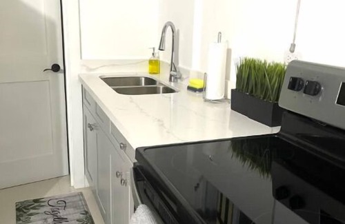 Barbican Apartment | Modern Luxury 1BR Condo in Kingston