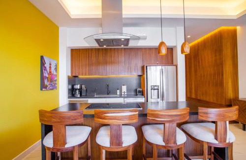 Emiliano Zapata House | Modern Luxury 2BR in Romantic Zone