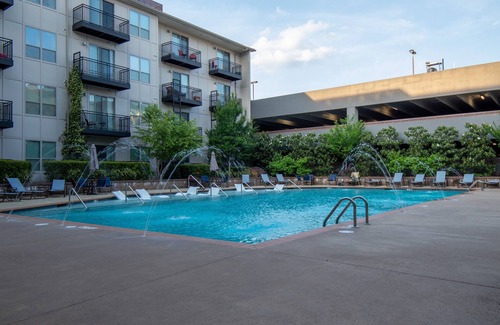 Greenville Apartment | Modern Luxury Apartment located near from Downtown Greenville