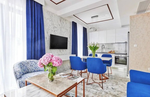 Donja Lastva House | Modern Luxury Apartments- One bedroom apartment with balcony and pool viewnn