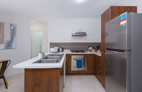 East Cannington House | Modern Luxury in East Cannington!