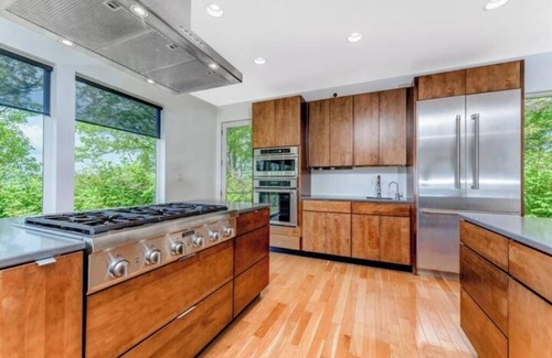 Morgantown House | Modern Luxury steps 0.4 mi from Stadium