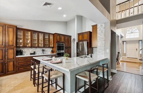 Mesa House | Modern Majestic Home with Pool, Spa & Basketball