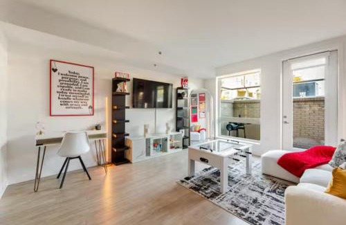 West Colfax Apartment | Modern Mile High in Sloans Lake