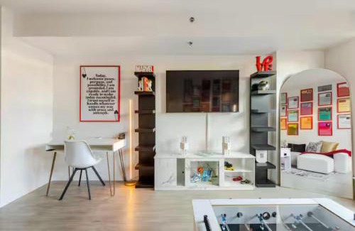 West Colfax Apartment | Modern Mile High in Sloans Lake