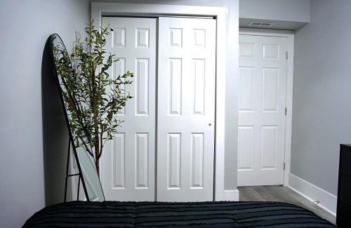 Reading Apartment | Modern Minimalist Home in the heart of Reading