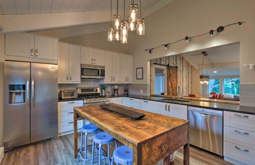 Eagle-Vail House | Modern Mountain Escape on Golf Course with Hot Tub!