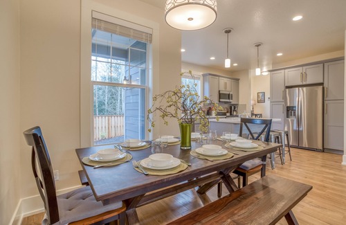 Netarts House | Modern Netarts NEW BUILD w/3 bedroom and Fully Fenced Yard
