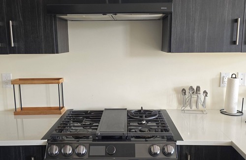 Thorold House | Modern New 3Bed Home | 10 Mins to Niagra Falls
