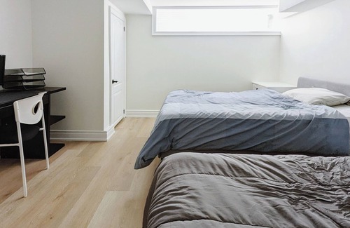Ajax House | Modern, newly renovated 2 bedroom basement apartment w/ private entrance