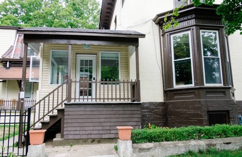 Newtonville Apartment | Modern North Troy Apt with Beautiful Wooden Mantel