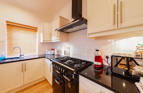 Gullane Cottage | Modern, open, comfortable home within walking distance of Golf courses and beach