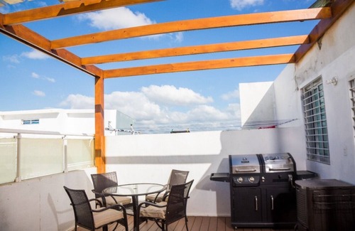 Santiago Province Apartment | Modern penthouse at Miramar, private picuzzi, terrace and city view