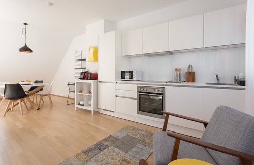 Wieden Apartment | Modern Penthouse Duplex Suite very close to Opera and Karlskirsche #1of10