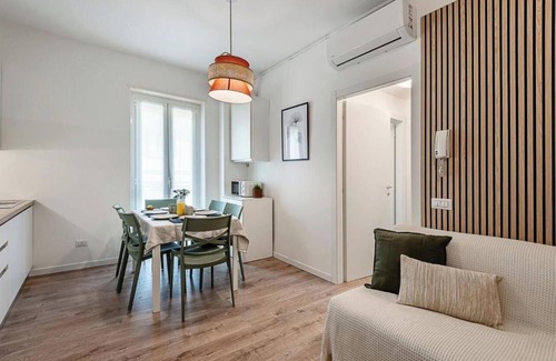 NoLo Apartment | Modern & Quiet Apartment – Next to M1 Pasteur Metro