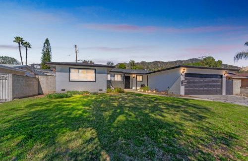 Azusa House | Modern Relaxing Retreat with Private Pool home