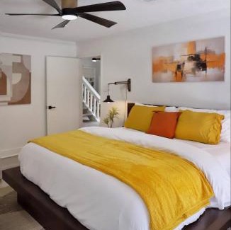 George Bush Park/Eldridge House | Modern Retreat for Families with Games & Outdoor Fun