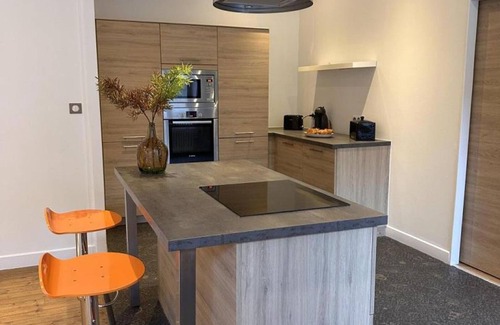 Moulins Apartment | Modern retreat in Moulins, 4 people, all inclusive