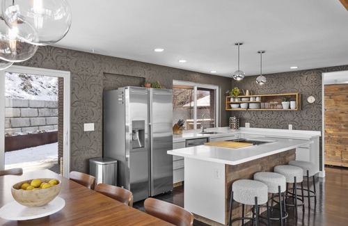 Mount Olympus House | Modern Retreat with Pool, Hot Tub & Amazing Views!