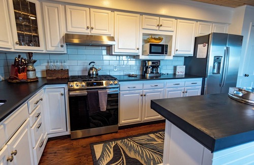 Roaring Gap House | Modern rustic home with spectacular mountain views and sunsets!