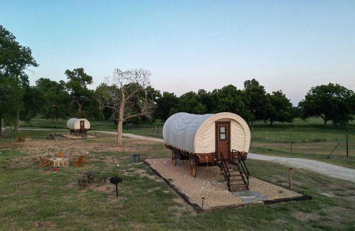 Satin House | Modern Rustic West Wagon_Spacious_Views