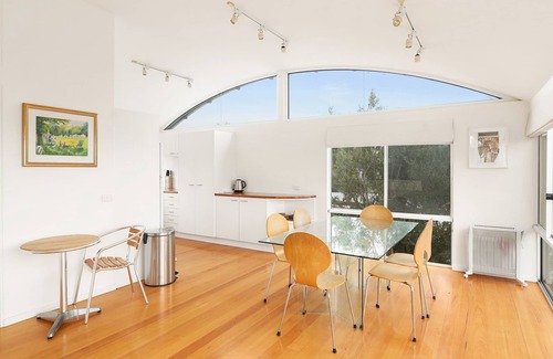Silverleaves House | Modern Sanctuary by the Silverleaves Beach