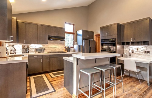 Intermountain House | Modern skiing at West Vail