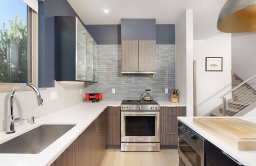 Basalt House | Modern Southside Duplex