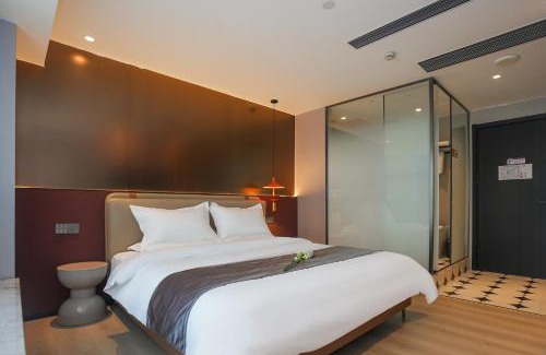 Feishajiao Apartment | Modern Space Hotel-Guangzhou Nansha Wanda Plaza near Line4 STN&Line18 STN