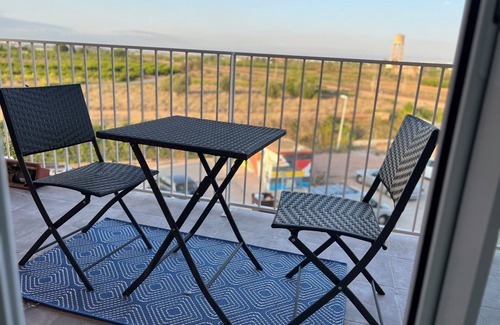 Puzol Apartment | Modern, Spacious 3BD/2BA Apt, 15 Mins to Valencia, WiFi, AC, Parking, Elevator