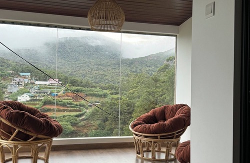 Nuwara Eliya Cottage | Modern spacious Cottage looking into Misty Mountains in Nuwara Eliya