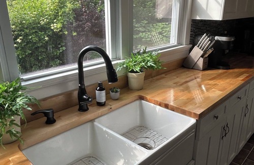 Johnston Other | Modern & Spacious Colonial Near Downtown Providence & Brown University - 9 min