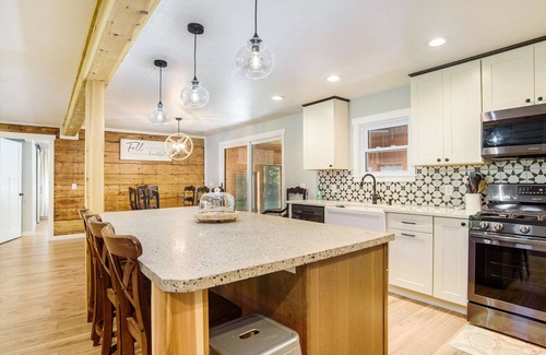 Macatawa House | Modern & Spacious Holland home with a hot tub, pool table, fire pit and more!