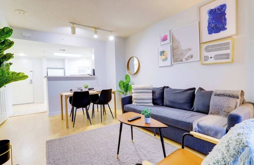 Ballston Apartment | Modern Stay in Ballston | Walk to Metro