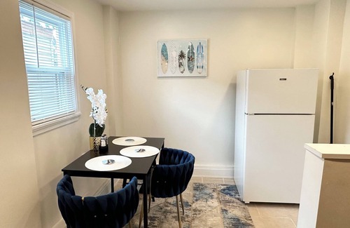 Northwest House | Modern stay in Washington,DC
