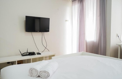 Depok Apartment | Modern Studio Apartment at Margonda Residence 5 By Travelio