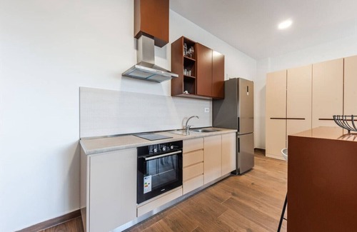 Qerek Apartment | Modern Studio by the Beach - Orkidea