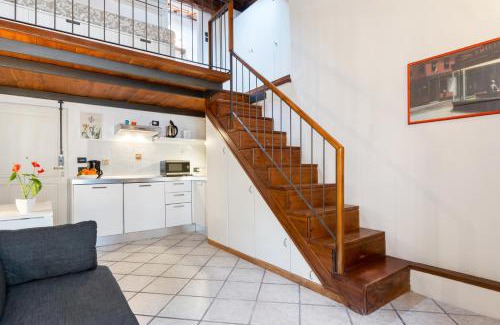 Duomo Apartment | Modern Studio Flat - 3 mins from Duomo Square