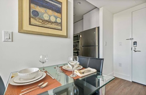White Plains Apartment | Modern Studio | Upscale Amenities | Kitchen & Laundry