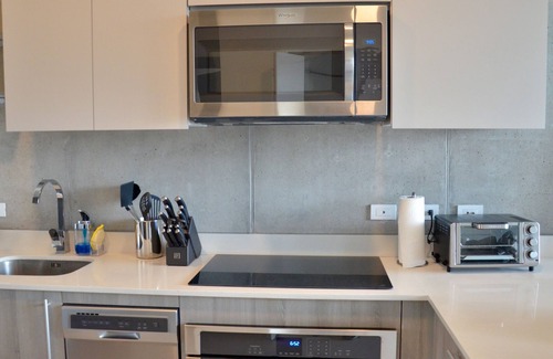 Rohrmoser Apartment | Modern studio with A/C, Near to National Stadium