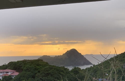 Gate Park Apartment | Modern studio with an incredible view!